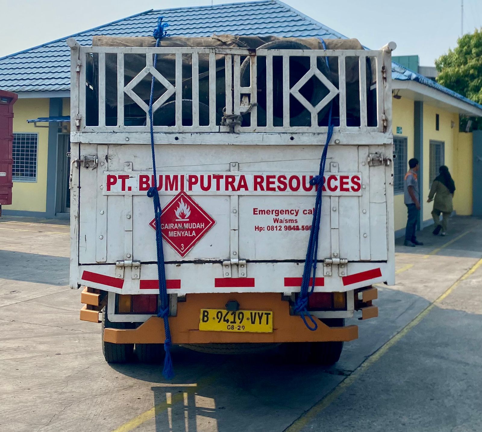 Truk pengangkut bahan kimia BPR